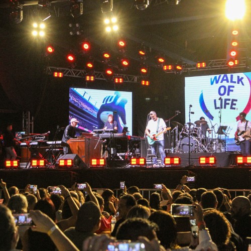 Barra Mansa vive momento histórico com show da banda Dire Straits Legacy